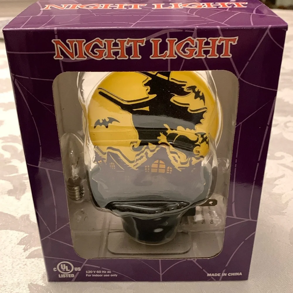 Spider Black Tablecloth or Scarf, 60” Square, Nightlight New in Box